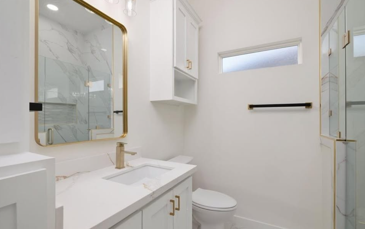 🏡 Modern Farmhouse Living in Edinburg