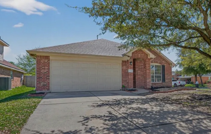 Beautiful 4 Bedroom 2 Bath Home for sale in Humble, TX - Houses in Humble - Image 8 of 10