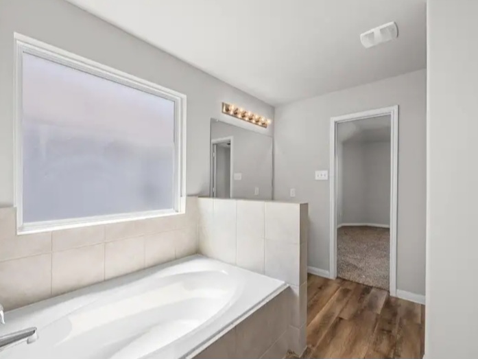 Beautifully light and bright home close to Intercontinental airport for sale - Houses in Houston - Image 10 of 10