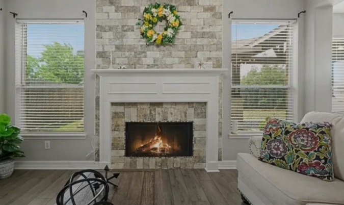 beautifully updated home in Country Club Cove - Houses in Baytown - Image 5 of 10