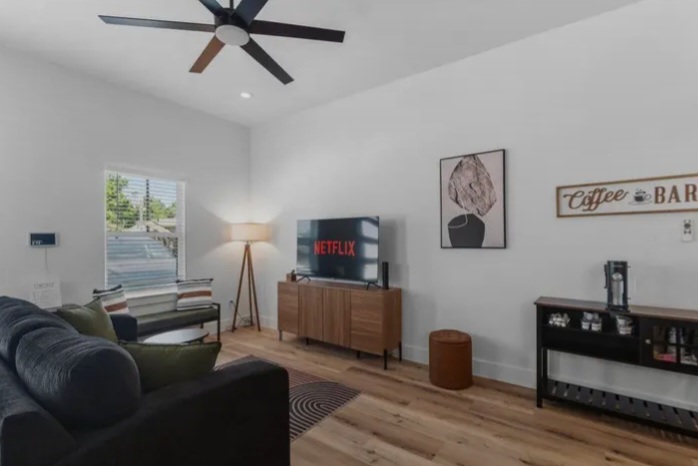 🏡 Brand-New Fully Furnished Luxury Rental – Houston, TX ✨ - Houses in Houston - Image 5 of 6