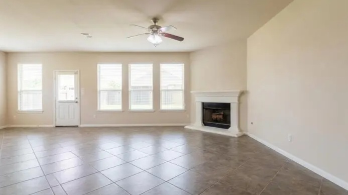 Dream Home  4-bedroom, 2.5-bath for sale - Houses in Leander - Image 7 of 8