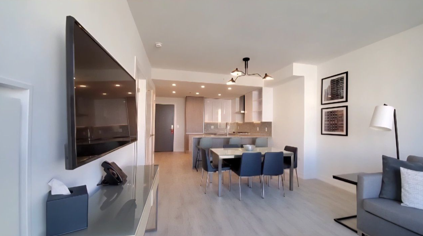 Sweet apartment for rent at Kneeland Street, Boston