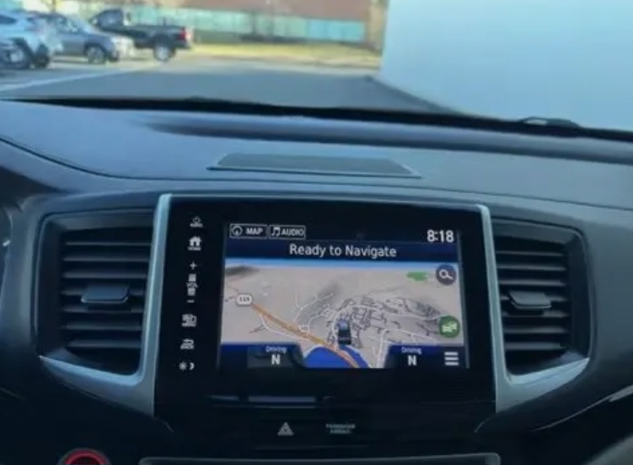 For Sale 2017 Honda Ridgeline RTL-E AWD/4WD! - Cars in Acton - Image 4 of 7