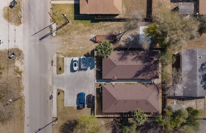 Four-Plex for Sale in Mission, TX! - Houses in Mission - Image 4 of 10