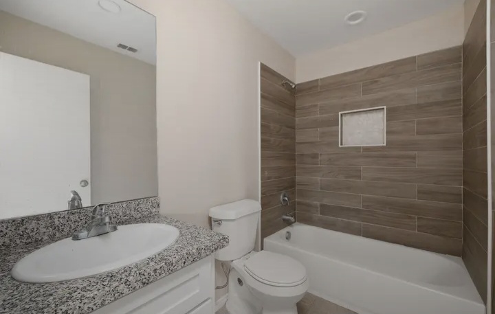 Four-Plex for Sale in Mission, TX! - Houses in Mission - Image 5 of 10