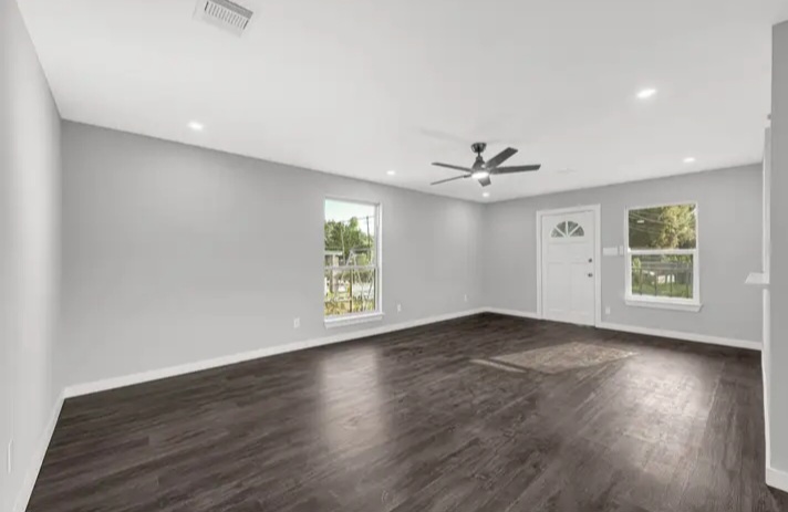 Fully remodeled Fifth Ward home 3B2B for sale in houston - Houses in Houston - Image 4 of 10