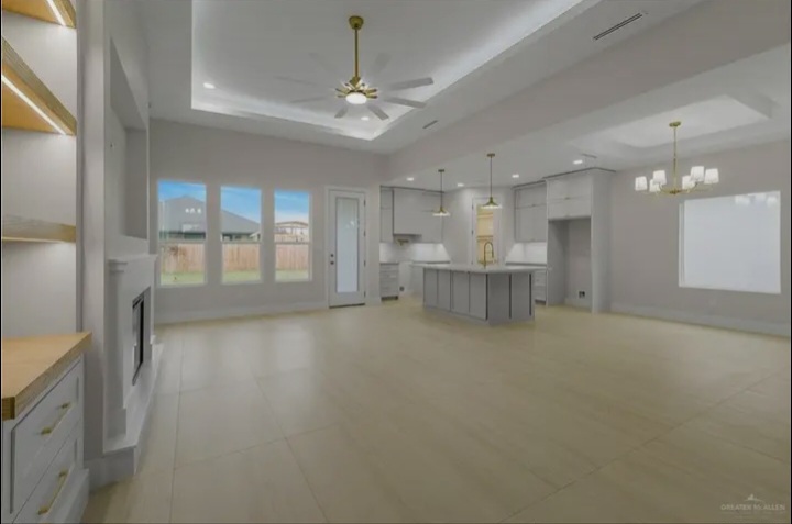 Stunning new house for sale in Edinburg