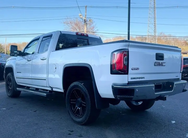 GMC Sierra 1500 Double Cab SLT Pickup For sale - Cars in Stoughton - Image 3 of 10