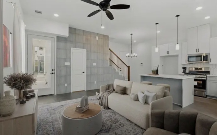 House For Rent or Sale in Houston - Houses in Houston - Image 2 of 9