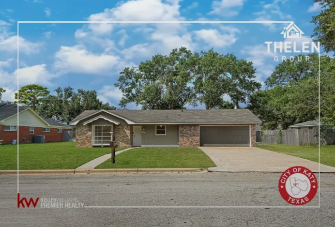 House for sale Inside the City of Katy - Houses in Katy - Image 1 of 7