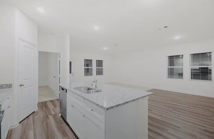 Insane deal on new Construction in MAGNOLIA - Houses in Magnolia - Image 2 of 7