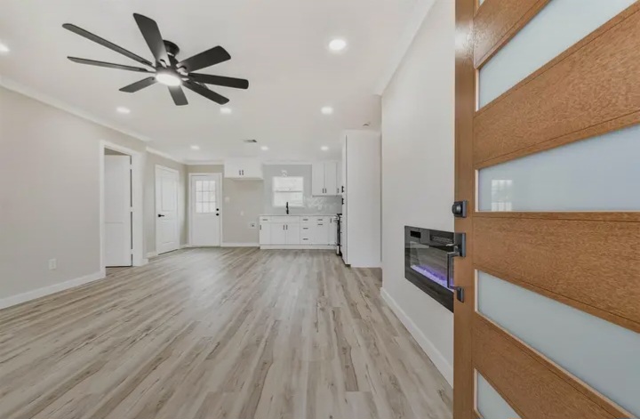 Fully Remodeled house for sale in houston!