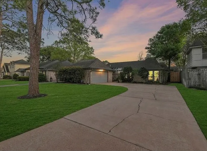 Luxury House for sale in katy, texas - Houses in Katy - Image 2 of 8