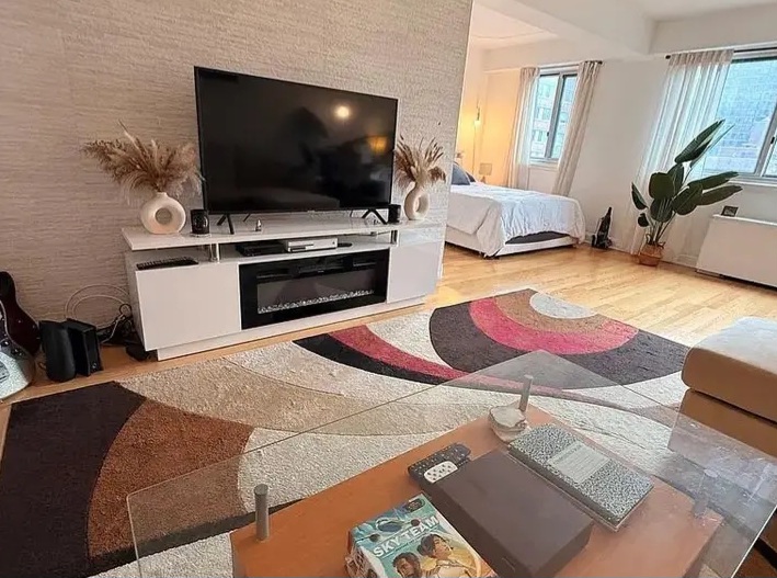 Move-in ready studio at E 65th St for rent - Apartments in New York City - Image 3 of 10