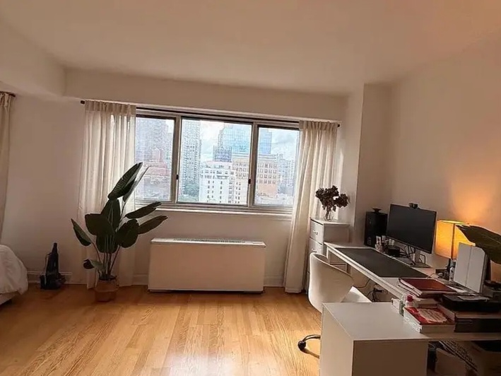 Move-in ready studio at E 65th St for rent - Apartments in New York City - Image 4 of 10