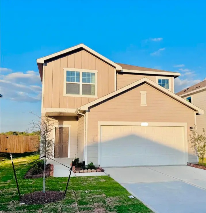 NEW BUILD 4 Bedroom 3 bath house for sale in houston - Houses in Houston - Image 1 of 4