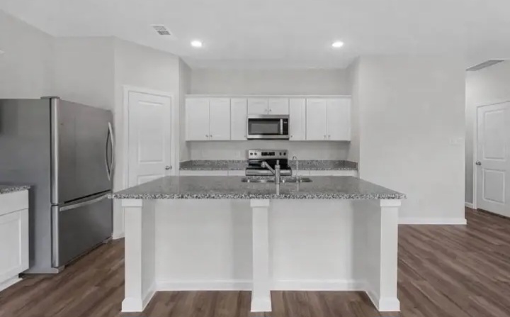 NEW BUILD 4 Bedroom 3 bath house for sale in houston - Houses in Houston - Image 4 of 4