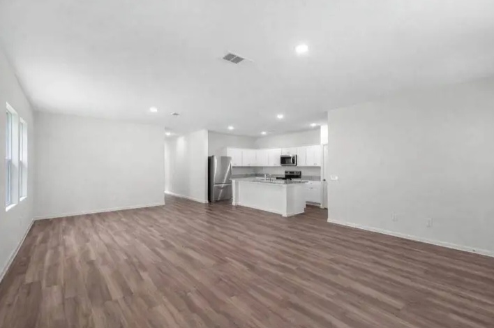 NEW CONSTRUCTION FOR SALE IN MAGNOLIA - Houses in Magnolia - Image 3 of 9