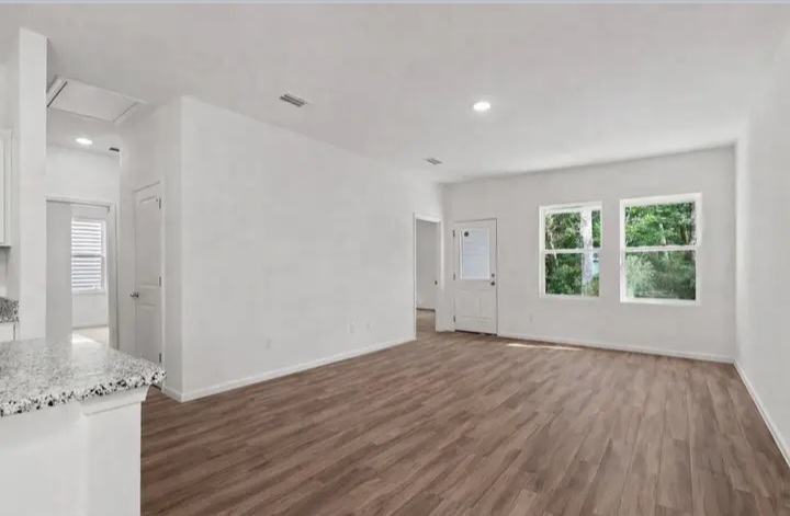 NEW CONSTRUCTION HOME FOR SALE IN MAGNOLIA, TX - Houses in Magnolia - Image 5 of 9