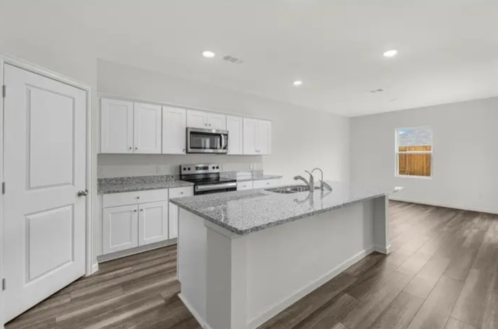 🎉🎉New Construction in BROOKSHIRE!! (Near Katy) - Houses in Houston - รูปภาพ 3 of 10