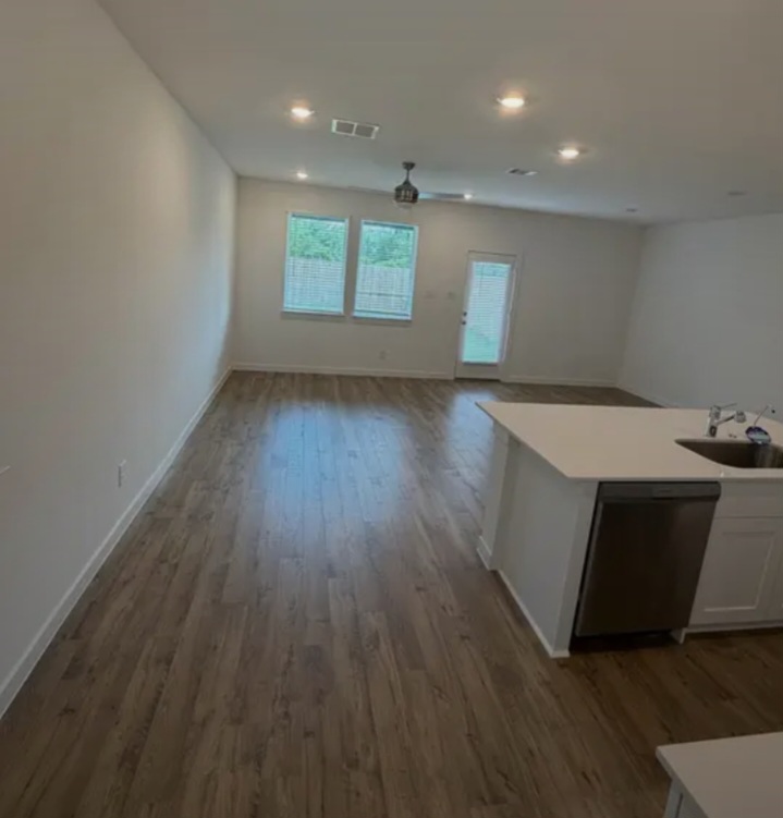 NEW CONSTRUCTION IN KATY,TX🔥🔥 3 bed 2.5 BATH for rent - Houses in Katy - Image 3 of 6
