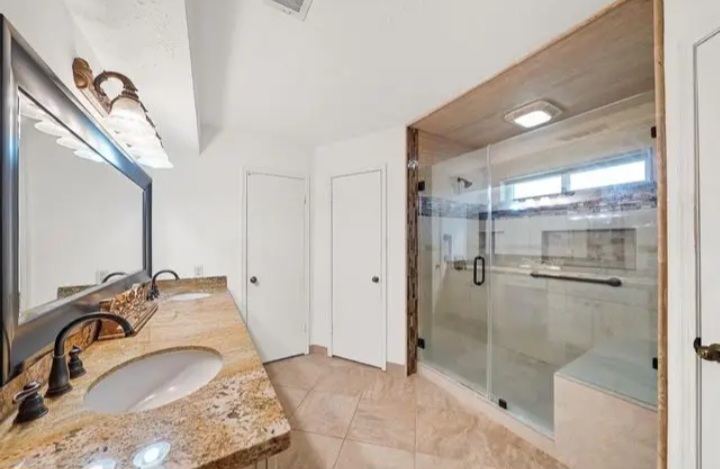 NEW INVESTMENT OPPORTUNITY IN KATY - Houses in Katy - Image 7 of 9