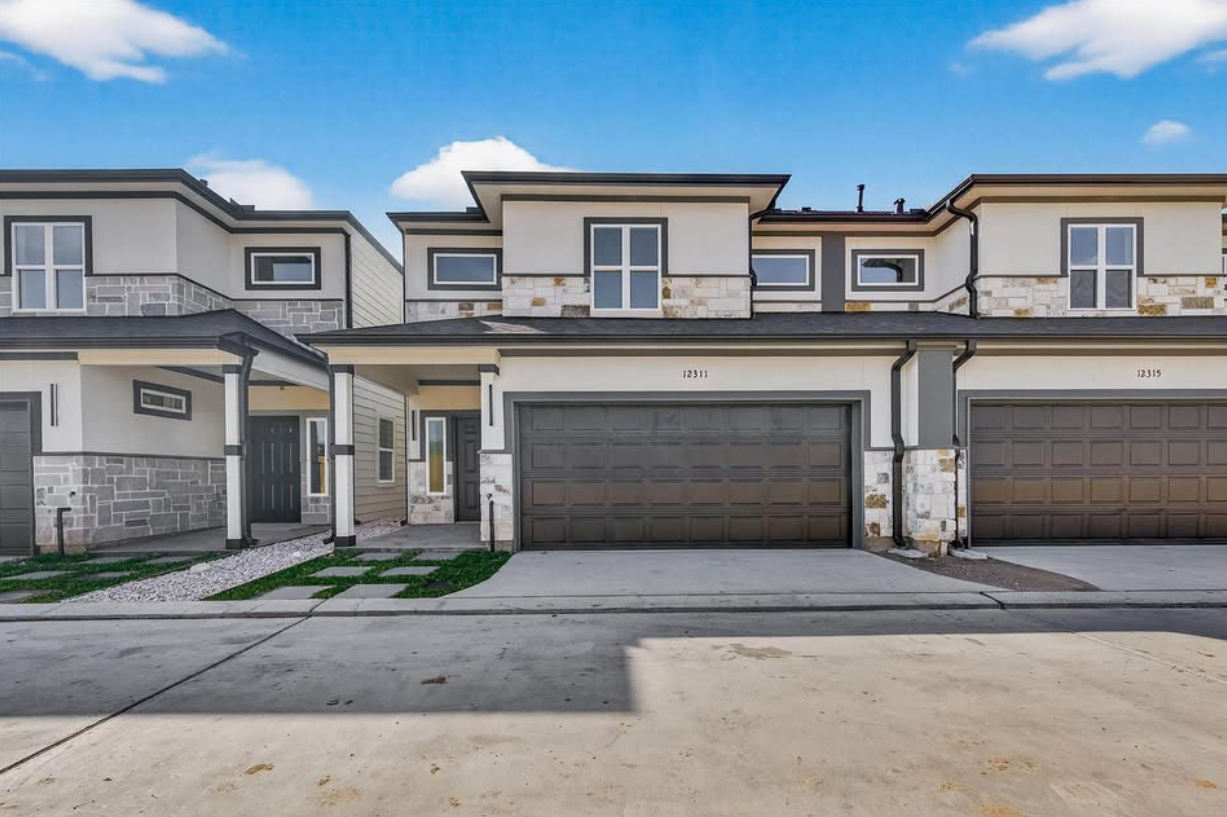 NEWLY BUILD HOMES FOR RENT IN CYPRESS