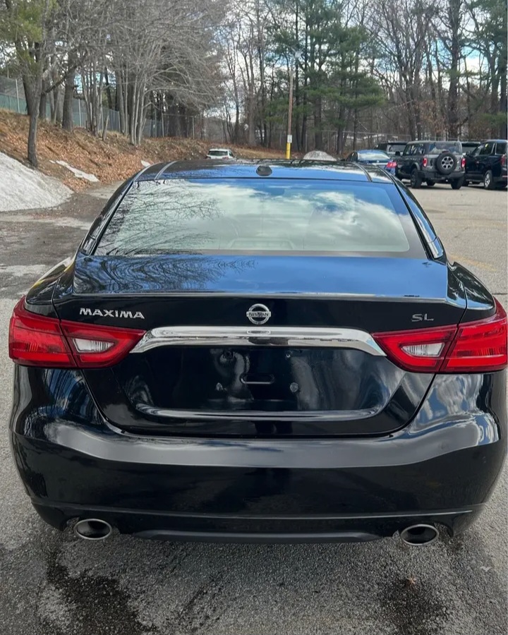 Nissan Maxima 2017 for sale in Chelsea - Cars in Chelsea - Image 2 of 3