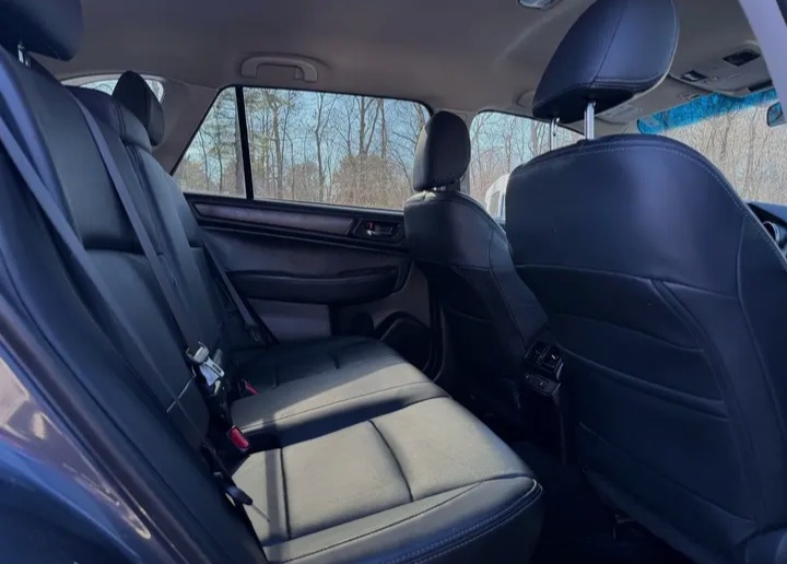 Subaru Outback 3.6 limited Wagon 4D