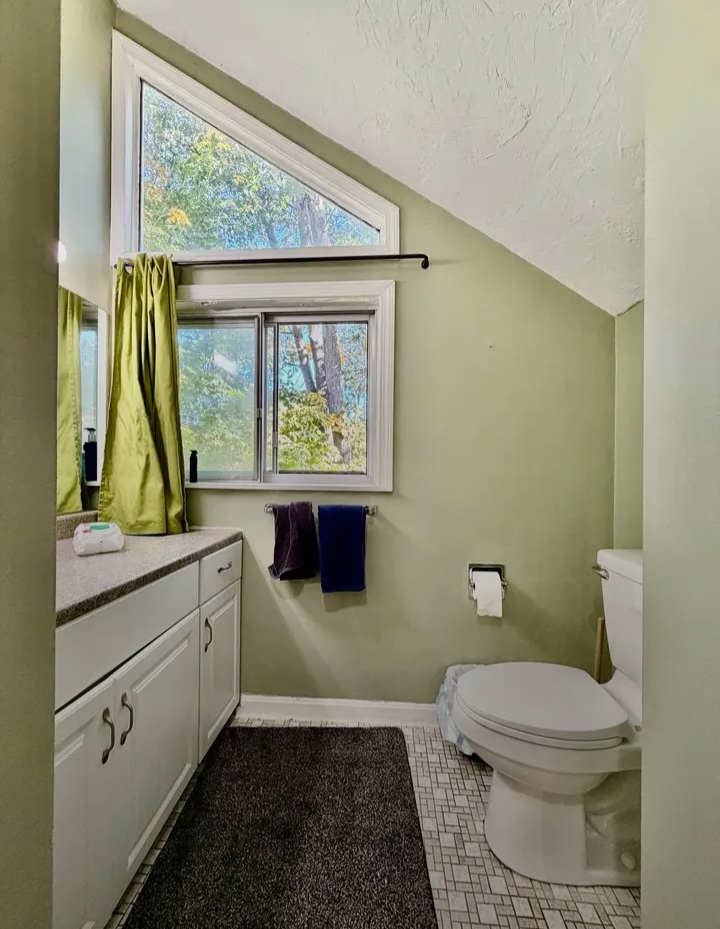 Rental good price in highly desirable Whitman Pond Village - Houses in Weymouth - Image 10 of 10