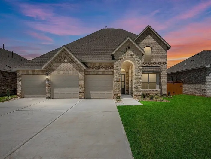 stunning 4-bedroom, 3.5-bath home for sale in Brookshire - Houses in Brookshire - Image 1 of 10