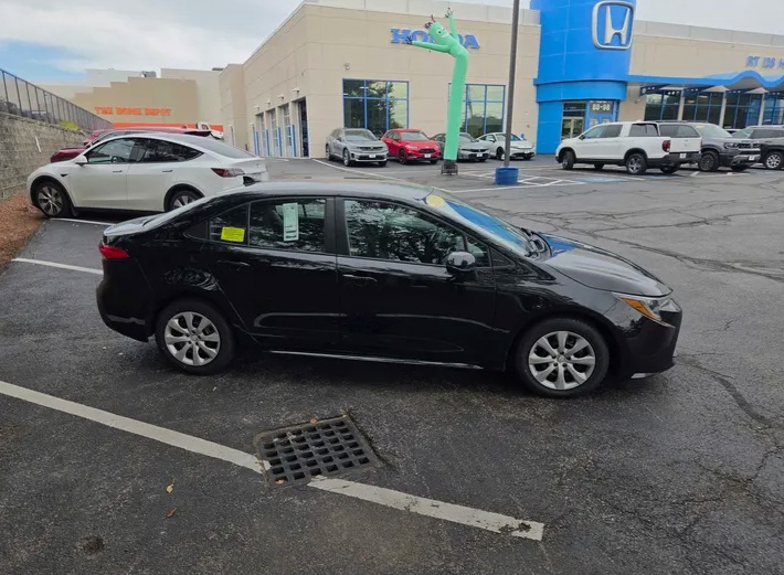 Toyota Corolla LE 2023 for sale in Wakefield, MA - Cars in Wakefield - Image 4 of 9