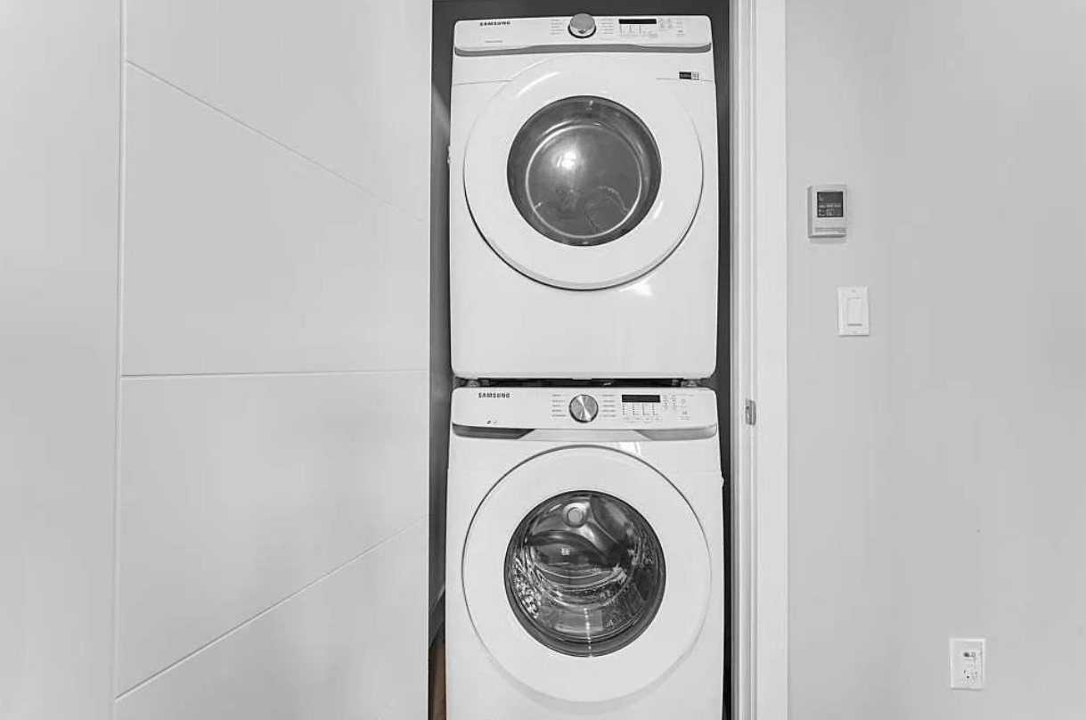 Apartment for Lease in Los Angeles 90019 (Washington & Crenshaw)