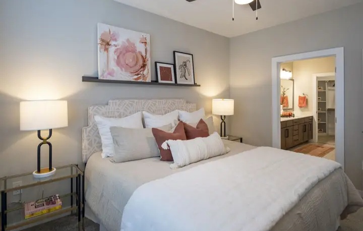 Up to 8 Weeks FREE Rent | Modern Apartment Living in Cypress 77433 - Apartments in Cypress - Image 5 of 7