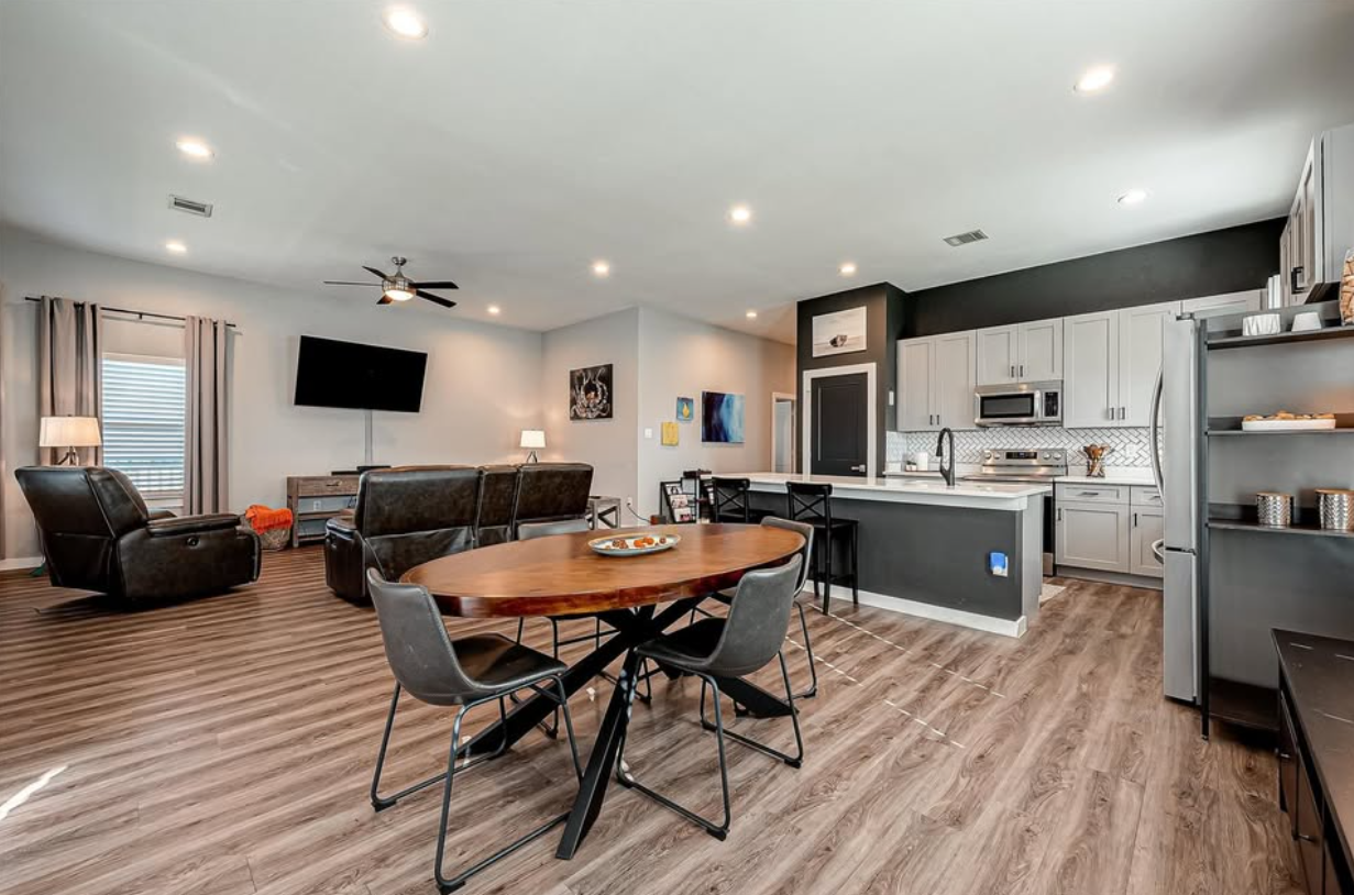 Beautiful home by P&K Builders steps away from the serene Galveston Bay Houston