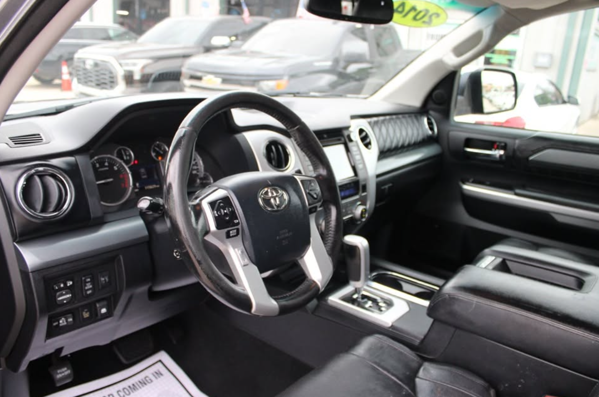 Toyota Tundra 2014