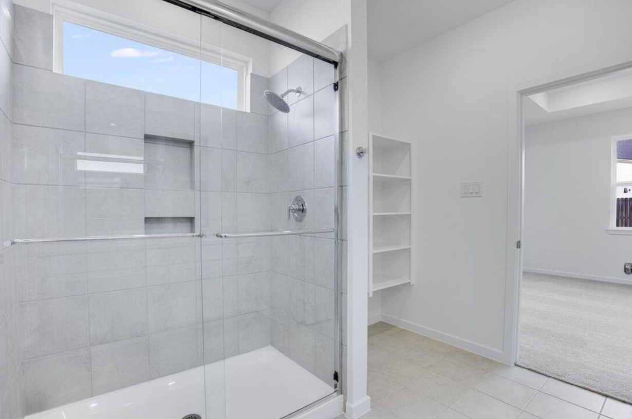 JUST REDUCED – Move-In Ready! 🏡✨ Taylor Morrison home in Tomball, Texas