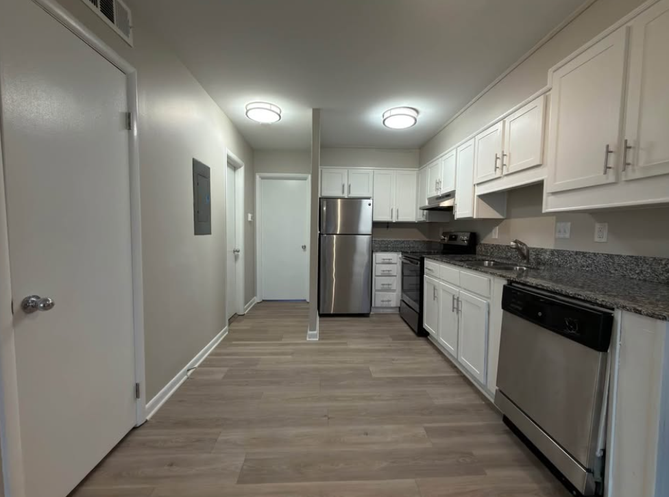 Apartment is located just minutes from Five Points South, UAB, Highland Park